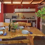 בית נופש With Sea View I יזרה