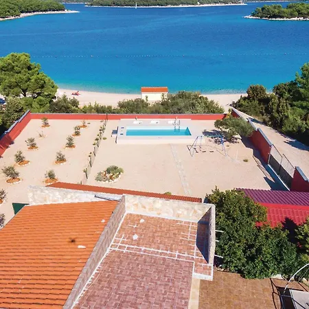 With Sea View I * 耶泽拉