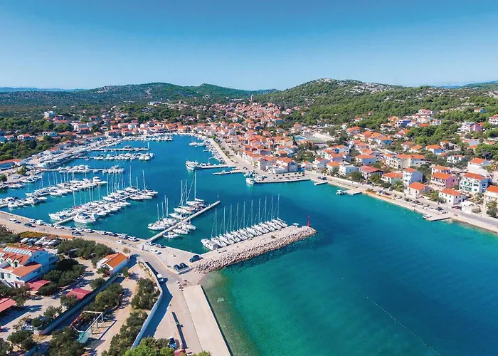 With Sea View I * 耶泽拉