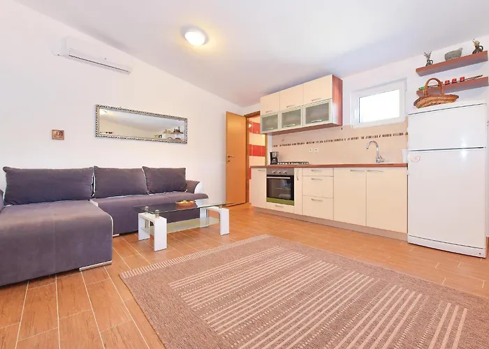 別荘 With Sea View I イェゼラ